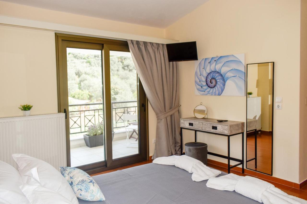 Zoe'S Flat Megali Ammos Apartment Skiathos Town Ngoại thất bức ảnh
